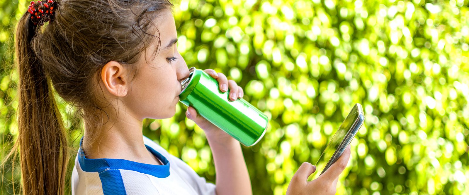 Choosing an Energy Drink for Enhanced Focus During Long Hours