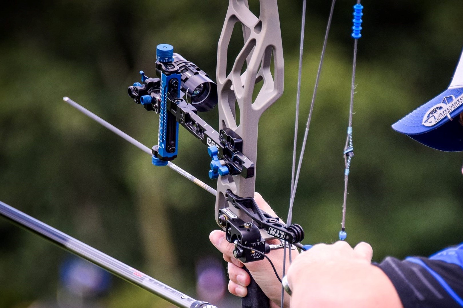 The Immense Advantage of Using a Compound Bow for Archery